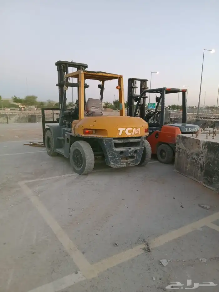 فوركلفت رافعه شوكيه سكينه كرينات للايجار الشهري وليومي 1