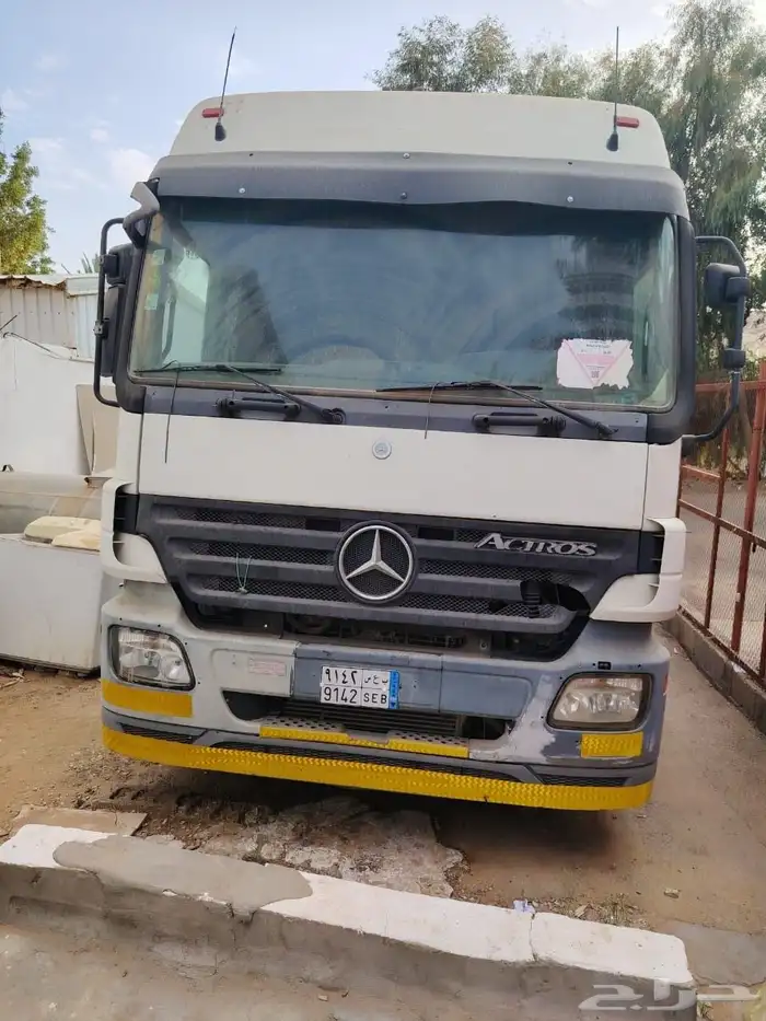 مرسيدس اكتروس 2005 0