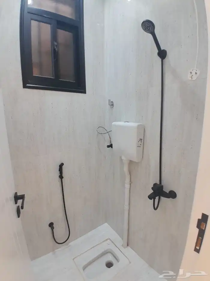 للبيع روف علوي دور ثاني مع ملحق تشطيبات فاخره الموقع مميز 23