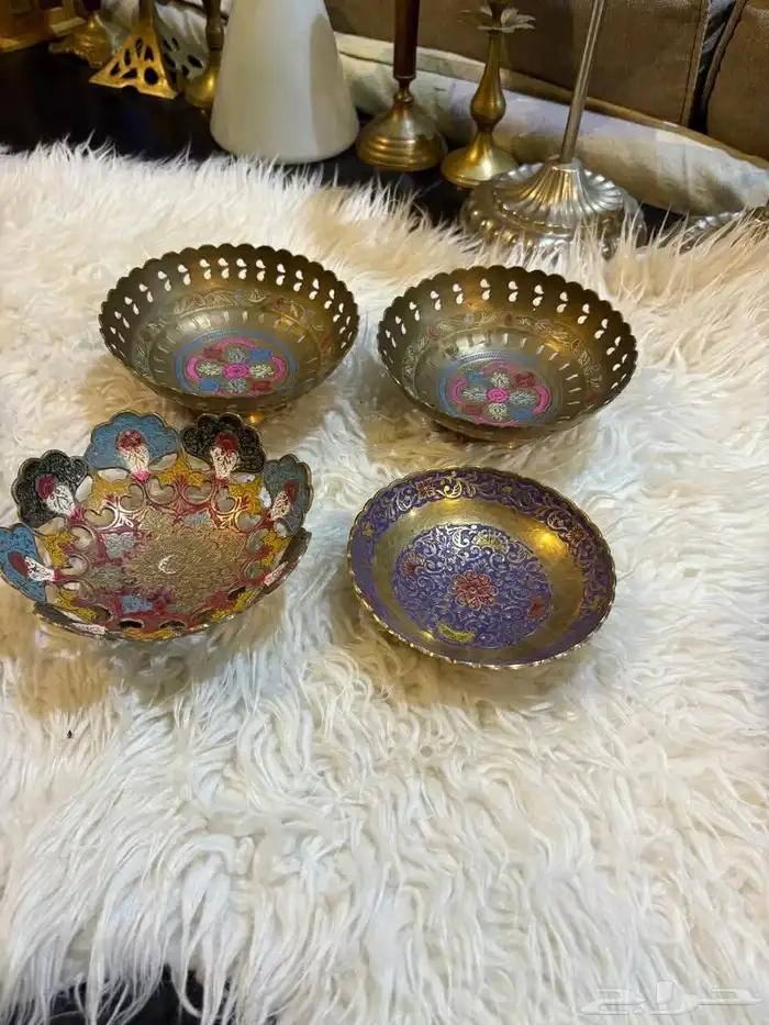 نحاسيات دلل لوحة مباخر فازات اسعار للك قطعه سعر 4