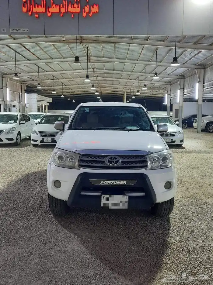 فورتشنر 2010 قير عادي 4 سلندر دبل 0