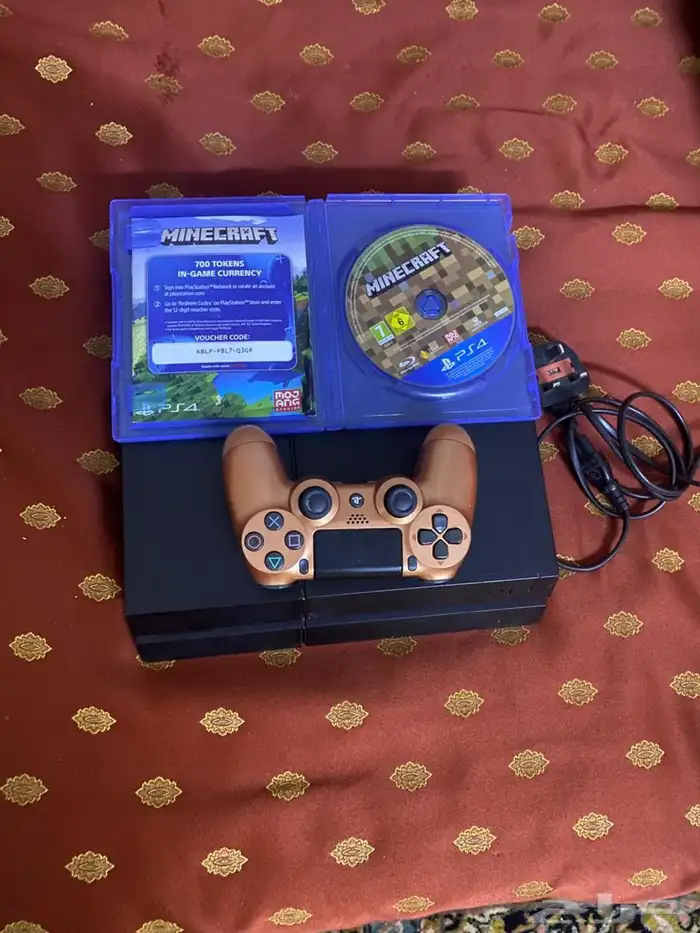 سوني بلايستيشن 4 نظيف جدا للبيع 1