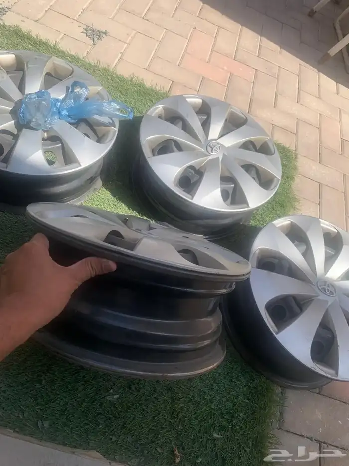 Toyota yaris model 2015 4