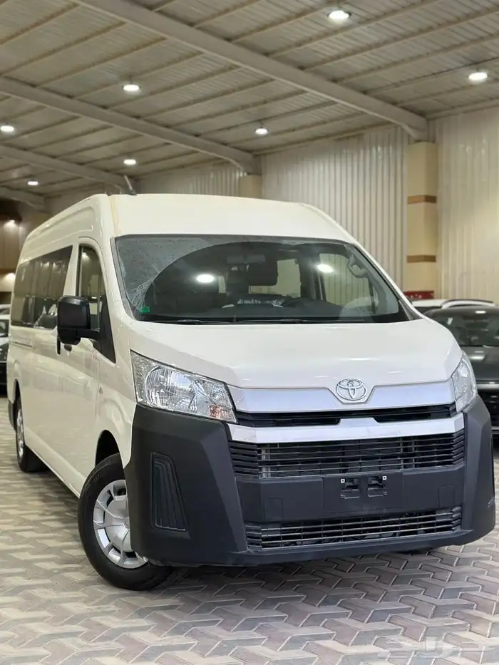 باص تويوتا هايس 13راكب بنزين قير عادي 2026 2