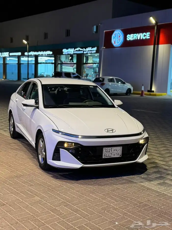 للبيع اكسنت 2024 السعر 48 0