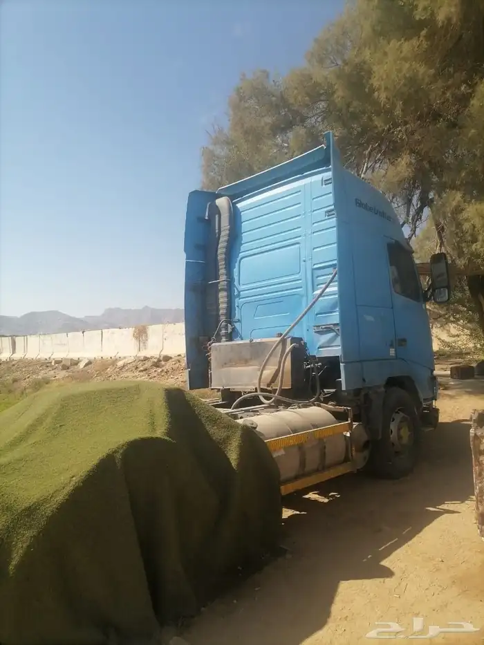 تريله فولفو موديل 2000 4