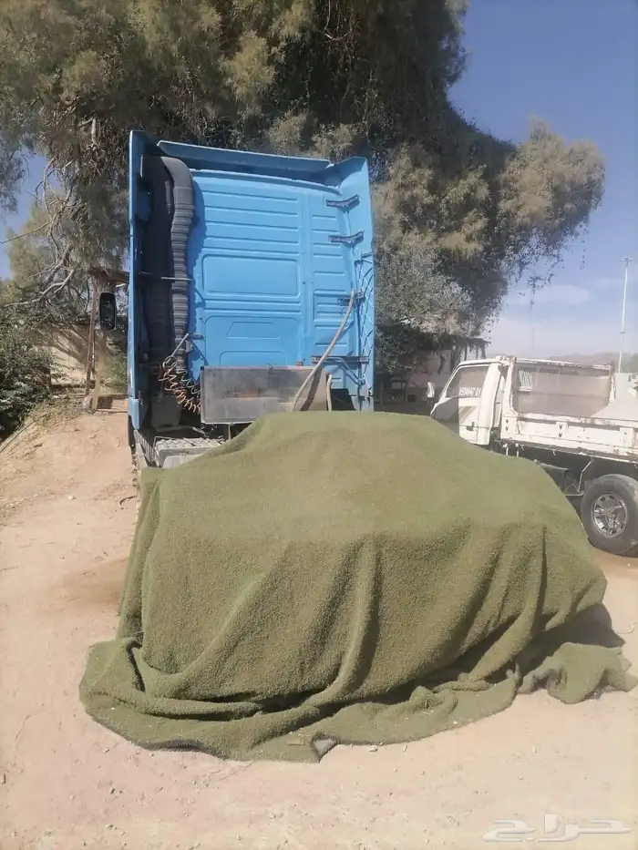 تريله فولفو موديل 2000 0