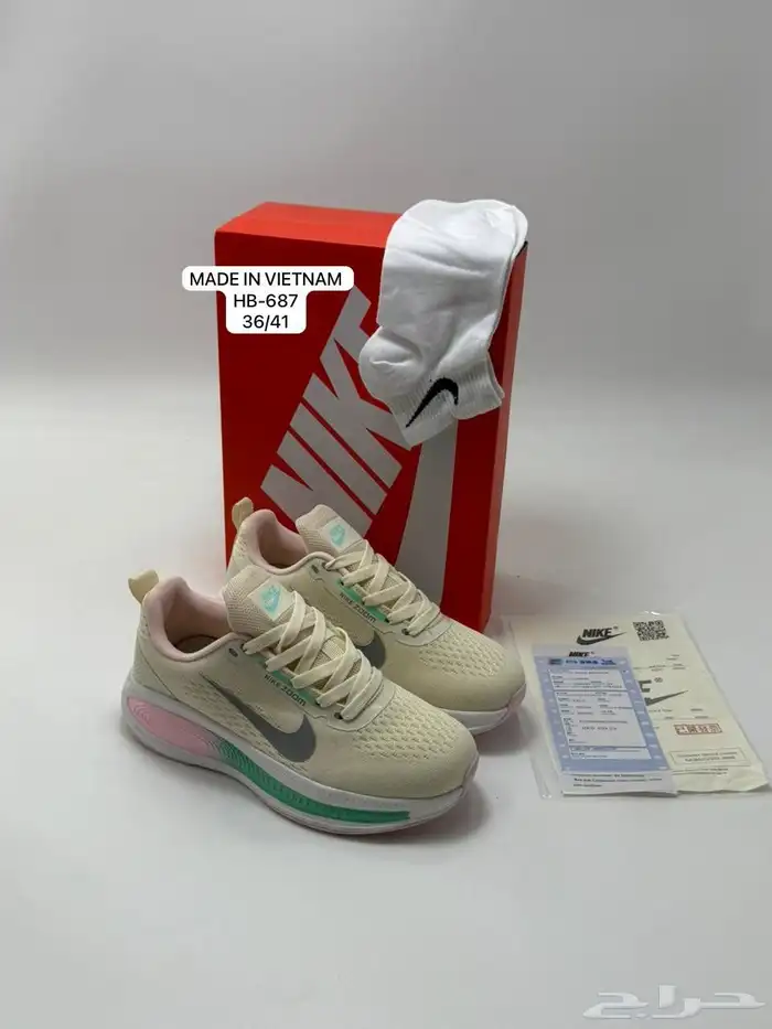 جزم نسائي ماركه نايك 3