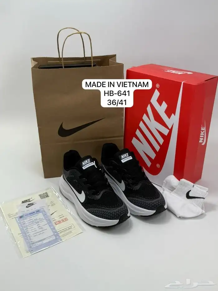 جزم نسائي ماركه نايك 4