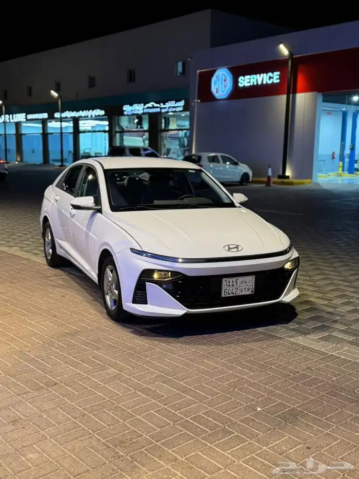 للبيع اكسنت 2024 السعر 48 3