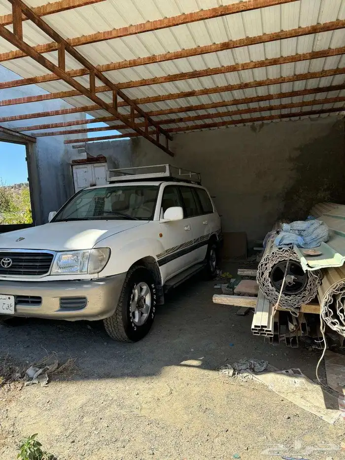 جيب لاند كروزر موديل 2002 للبيع 3