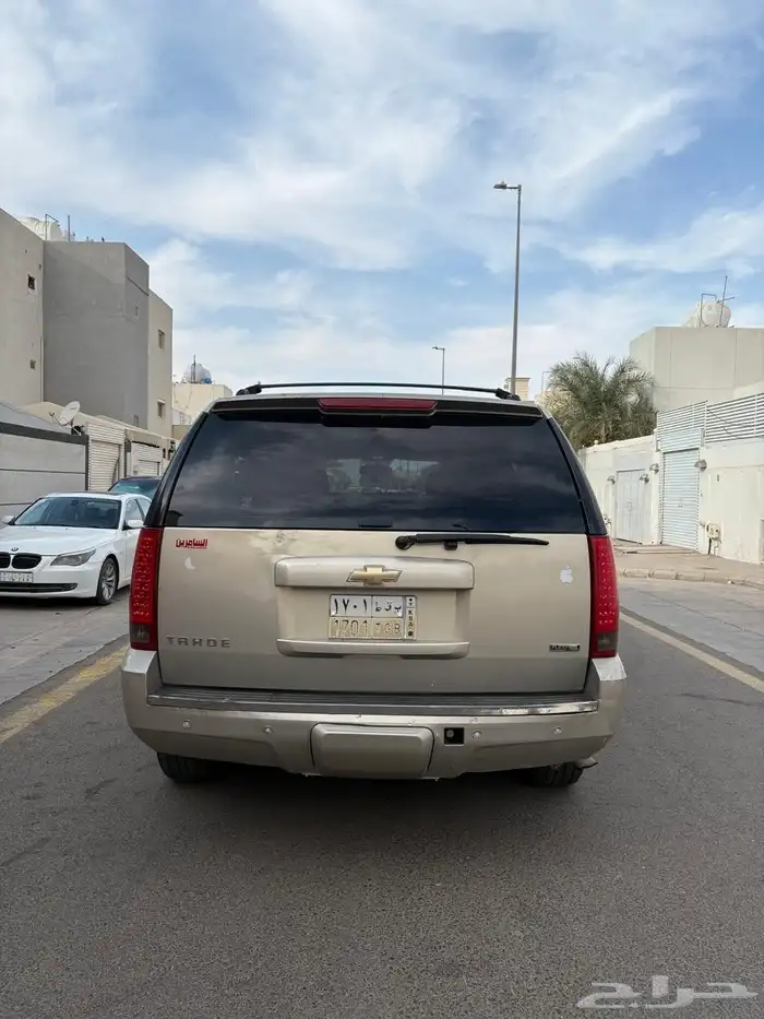 جمس تاهو 2011 نظيفه للبيع 5