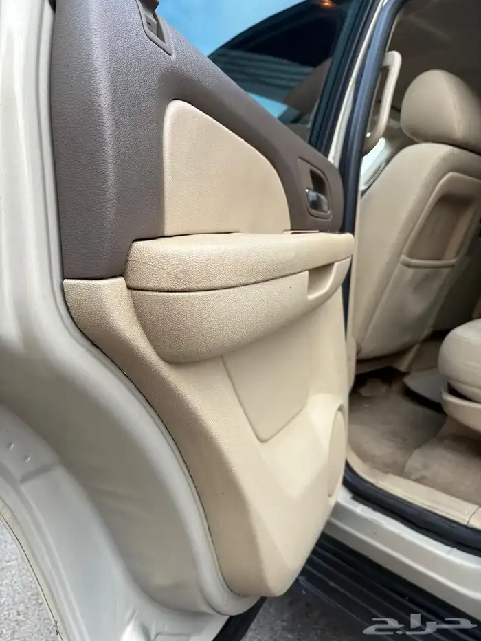 جمس تاهو 2011 نظيفه للبيع 8