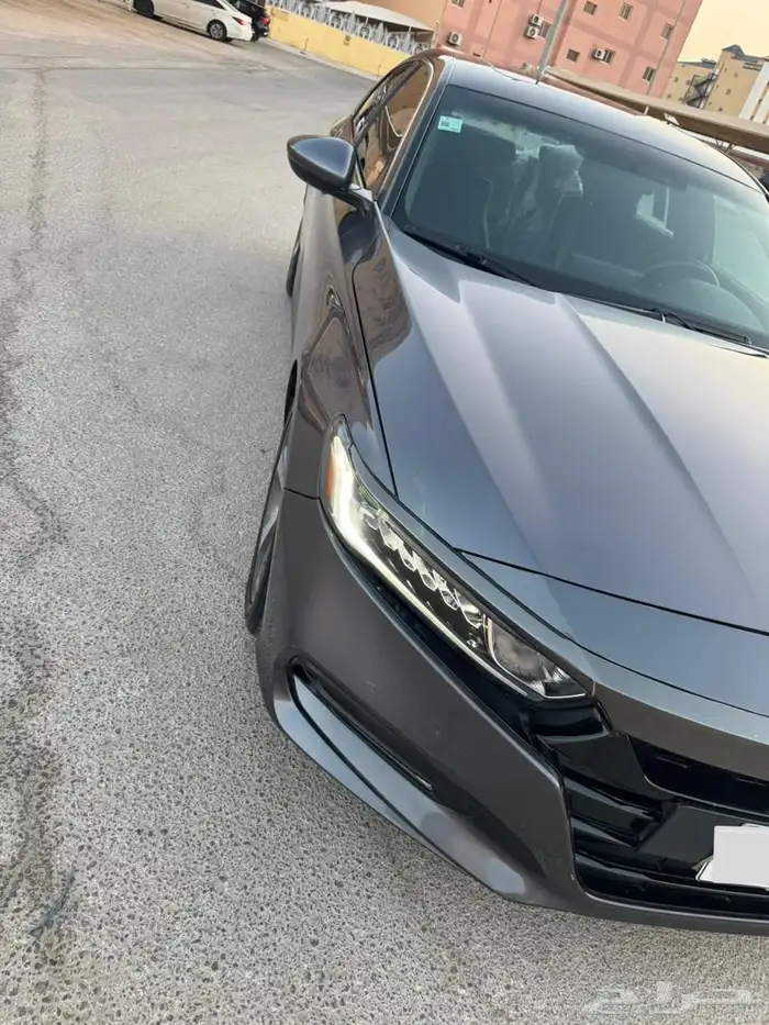 اكورد 2018 سبورت نظيفة للبيع 9