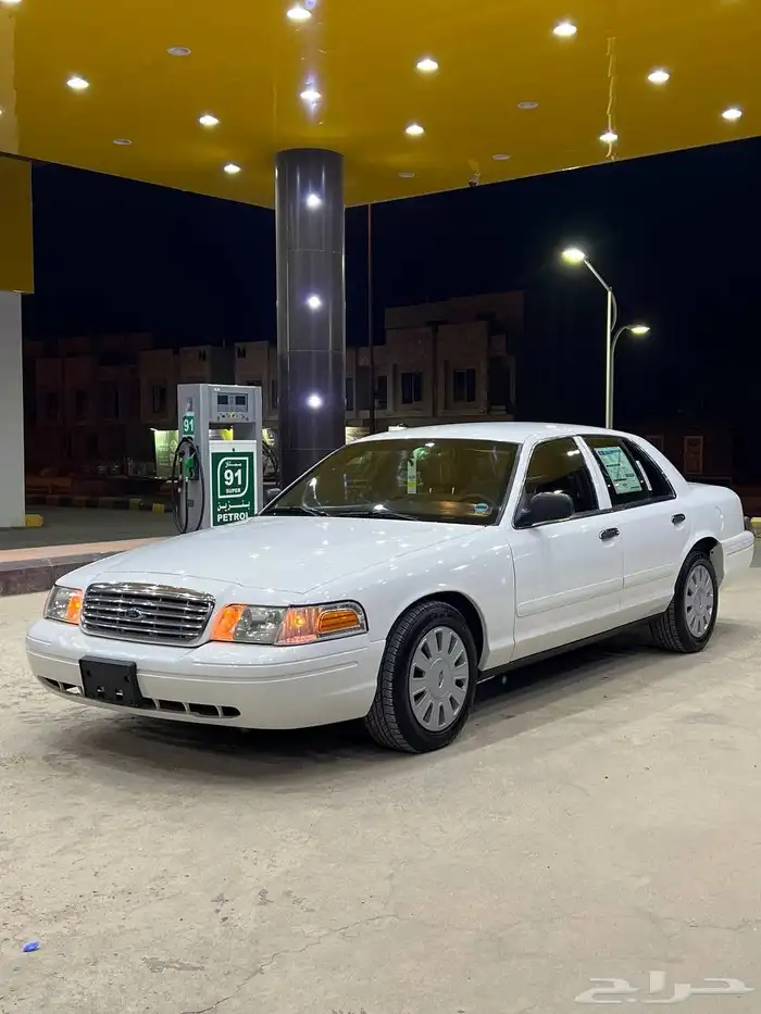 فورد بوليسي فدرالي 2007 مخزن ماشي 56 الف فقط شرط 4