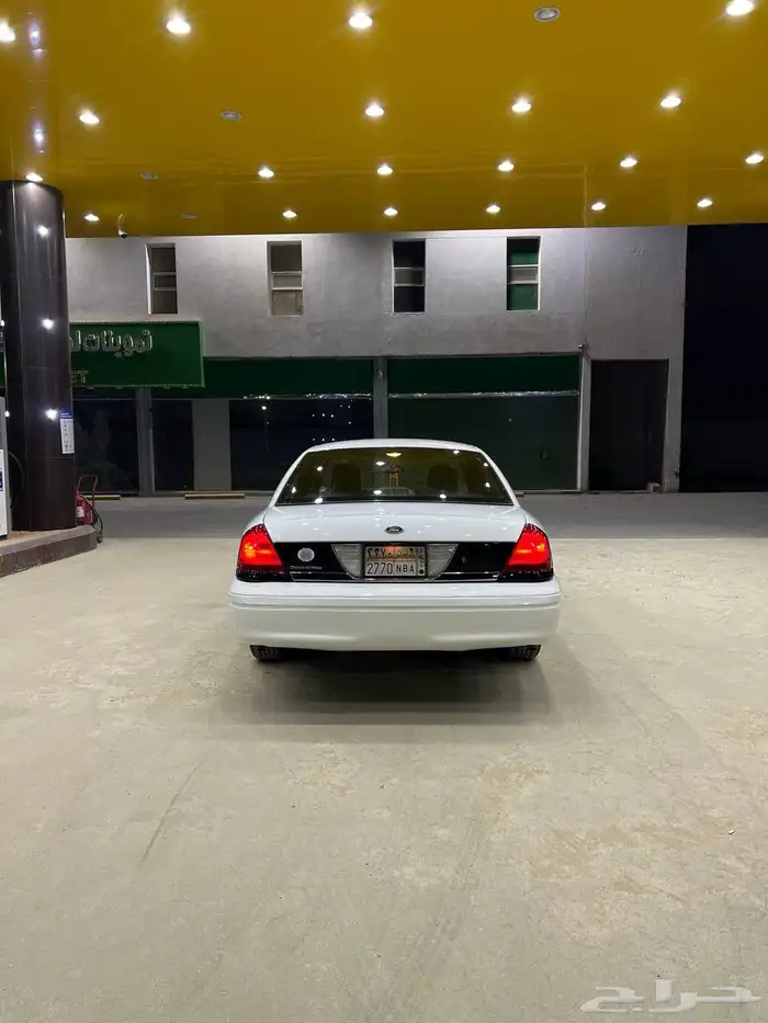 فورد بوليسي فدرالي 2007 مخزن ماشي 56 الف فقط شرط 15