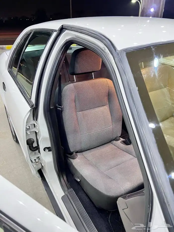 فورد بوليسي فدرالي 2007 مخزن ماشي 56 الف فقط شرط 36