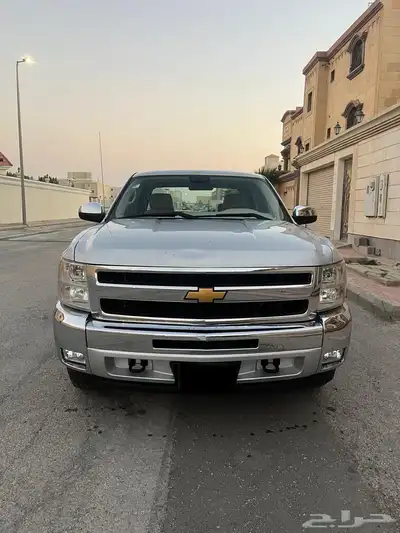 للبيع شفرولية سلفرادو دبل Z71 موديل 2013 index