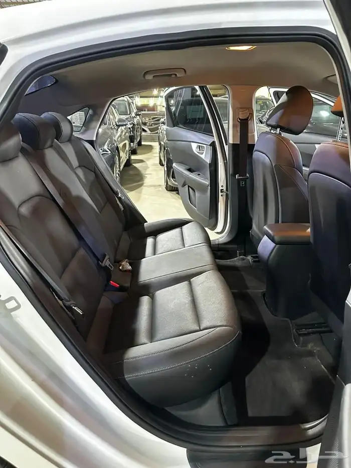 كيا K3 ابيض 2022 بنزين وارد كوريا 7