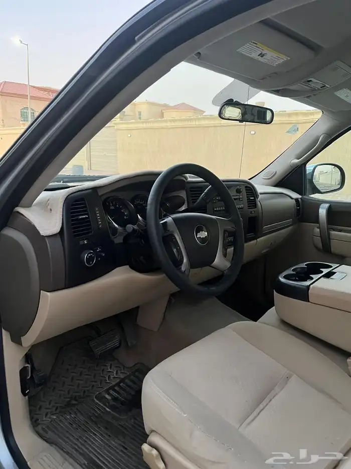 للبيع شفرولية سلفرادو دبل Z71 موديل 2013 6