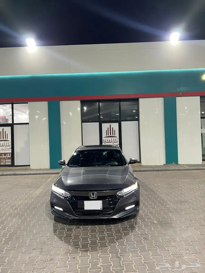 اكورد 2018 سبورت نظيفة للبيع 29