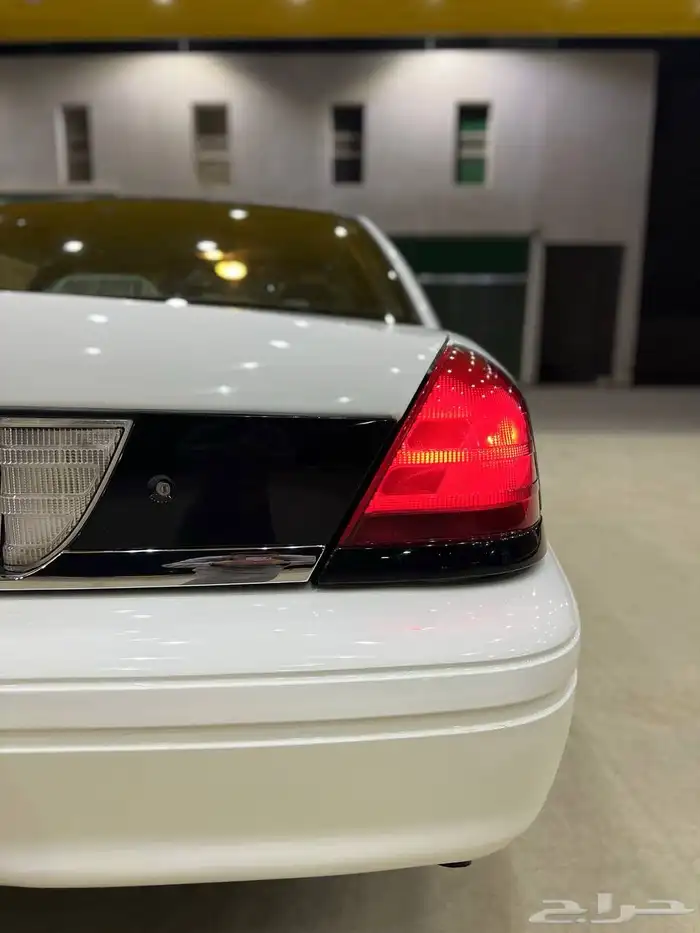 فورد بوليسي فدرالي 2007 مخزن ماشي 56 الف فقط شرط 20