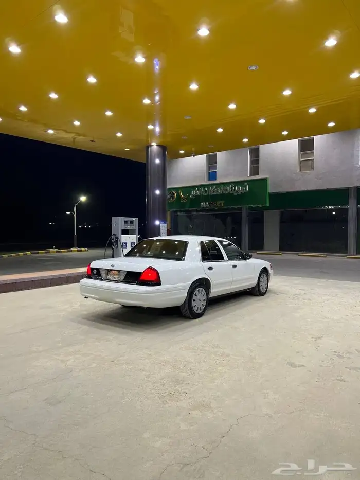 فورد بوليسي فدرالي 2007 مخزن ماشي 56 الف فقط شرط 13