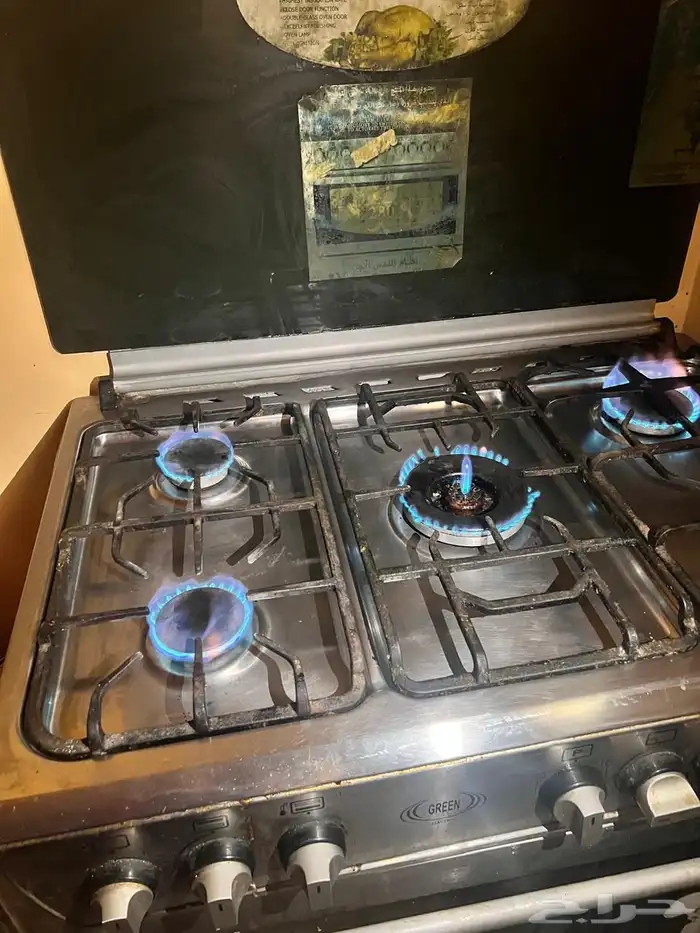 فرن غاز للبيع المستعجل 1