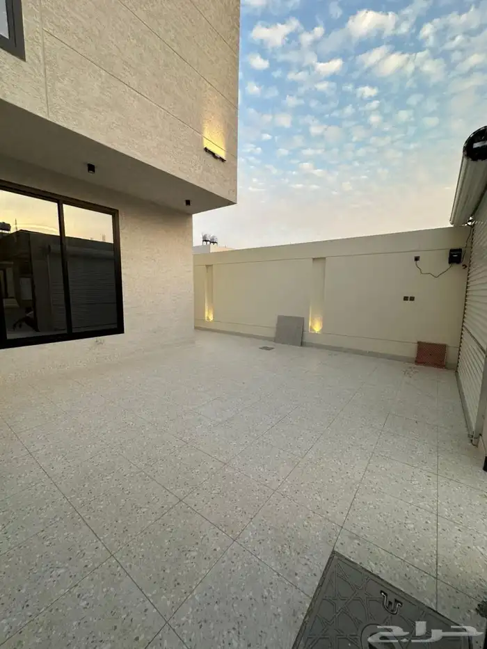 شقة ارضية بحي الاخضر للبيع ( تبوك ) 1