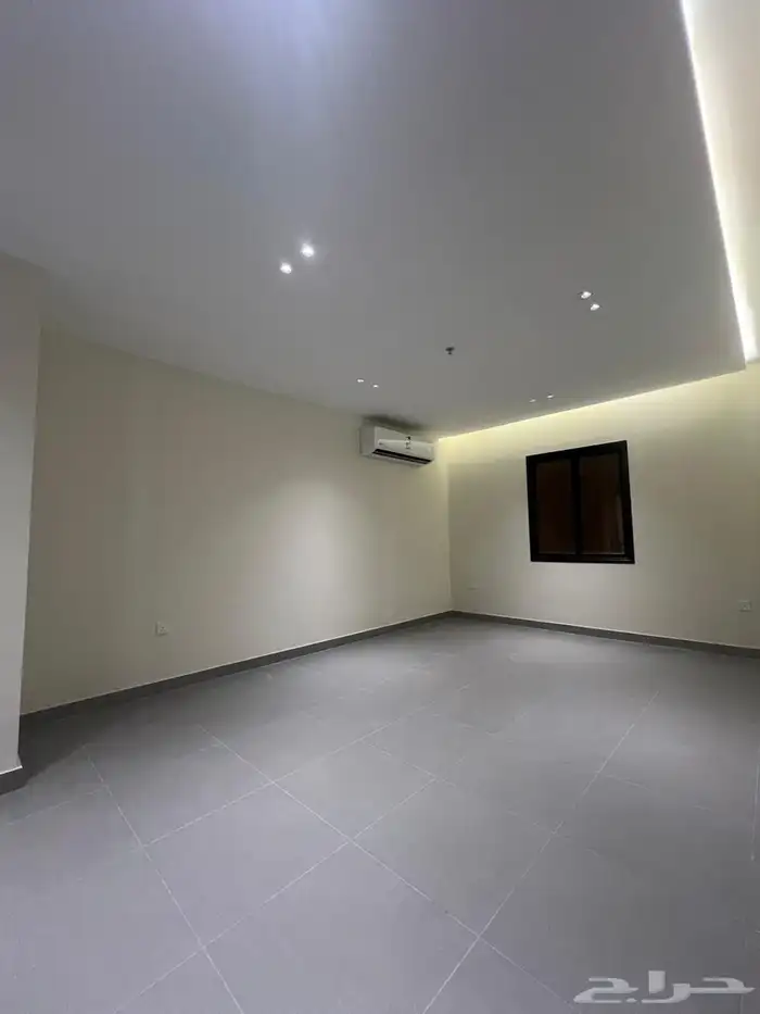 للإيجار شقه في حي الشبيلي مكيفات راكبه ومطبخ 8