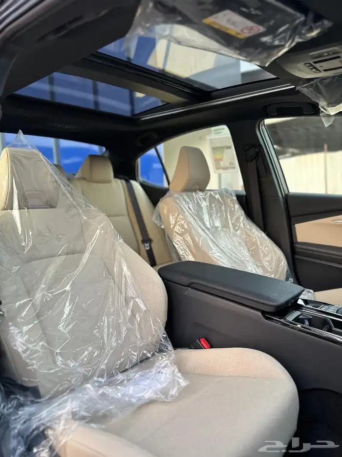 تويوتا كامرى LE هايبرد 2025 3