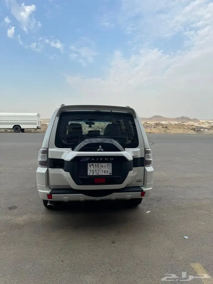 باجيرو 2017 فل كامل 3800 7