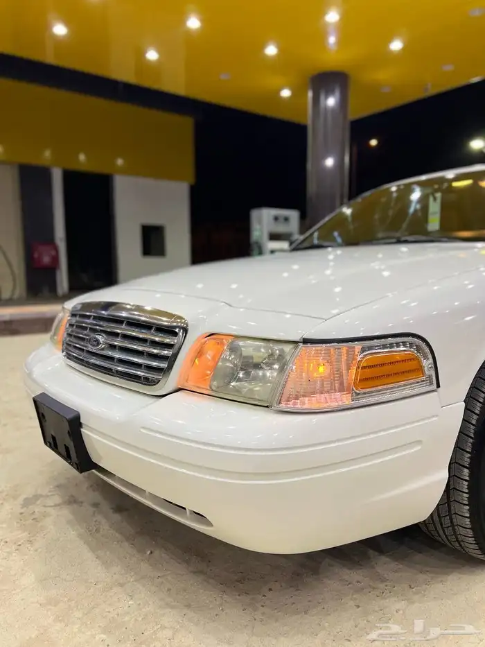 فورد بوليسي فدرالي 2007 مخزن ماشي 56 الف فقط شرط 5