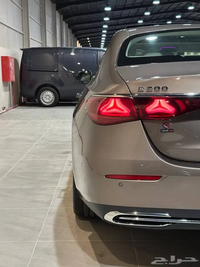 مرسيدس E200 2024 فل كامل . رصد الفخامة 9