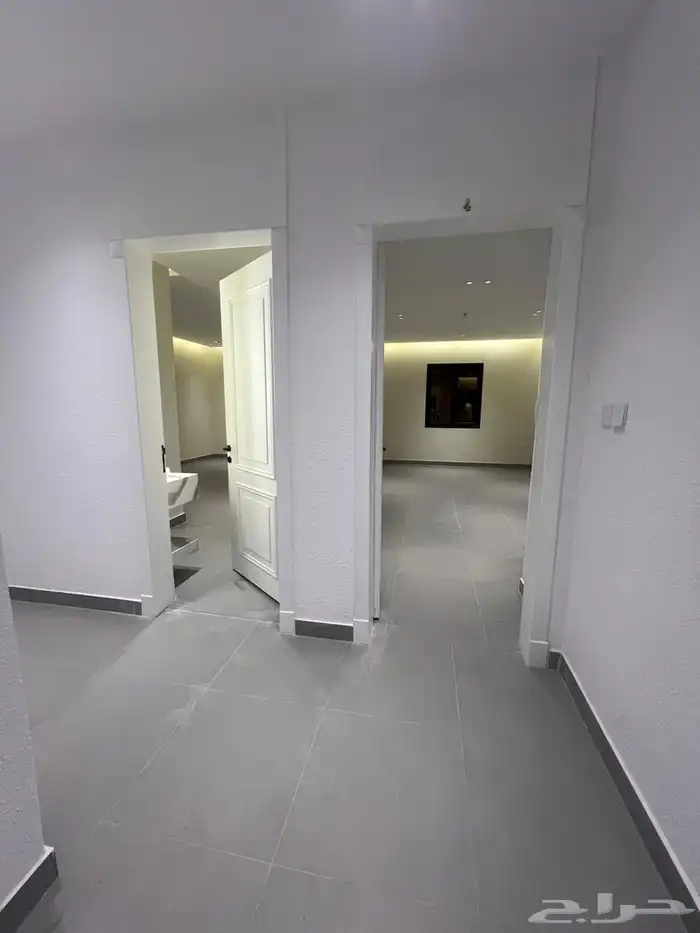 للإيجار شقه في حي الشبيلي مكيفات راكبه ومطبخ 4