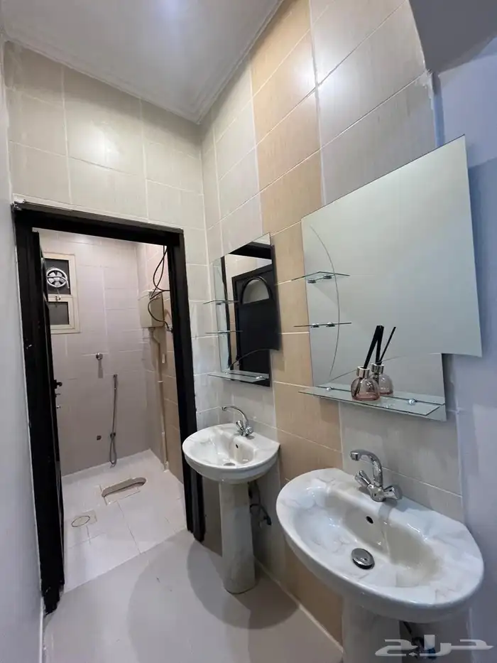 شقه للايجار بظهرة لبن 2