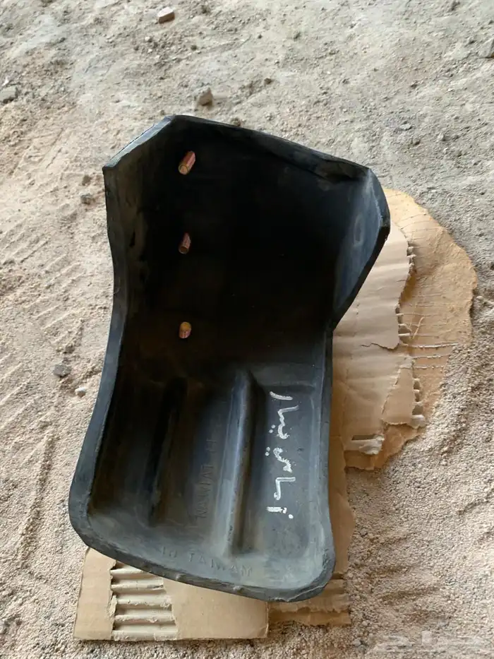 قطع غيار تايوتا كرسيدا 80-79-78-77 11