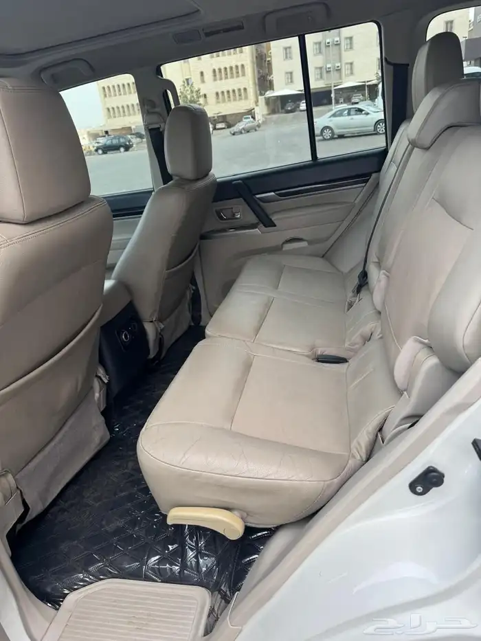 باجيرو 2017 فل كامل 3800 13