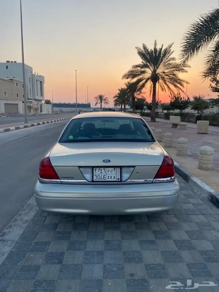 للبيع فورد فكتوريا 2008 3