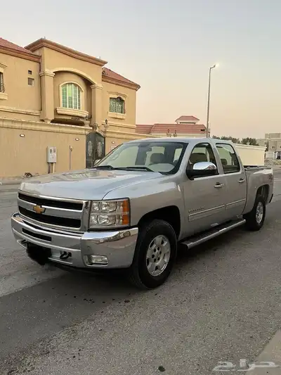 للبيع شفرولية سلفرادو دبل Z71 موديل 2013 index