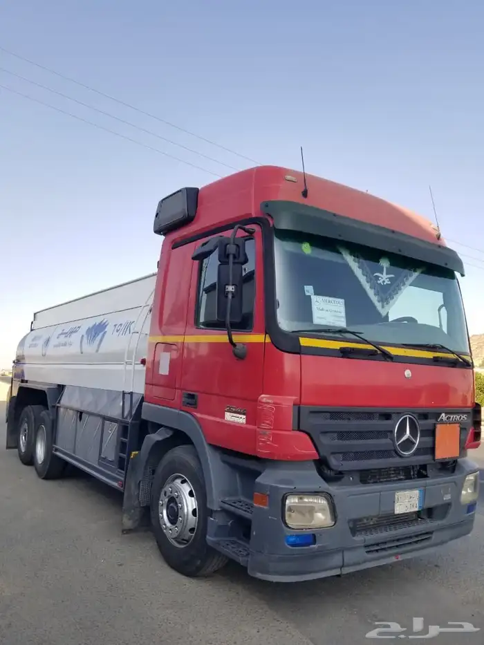 وايت اكتروس مديل 2004 نظيف 2