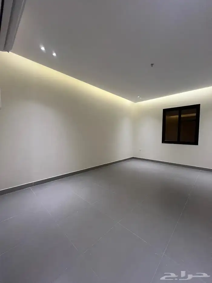 للإيجار شقه في حي الشبيلي مكيفات راكبه ومطبخ 5