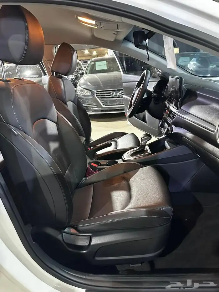 كيا K3 ابيض 2022 بنزين وارد كوريا 10