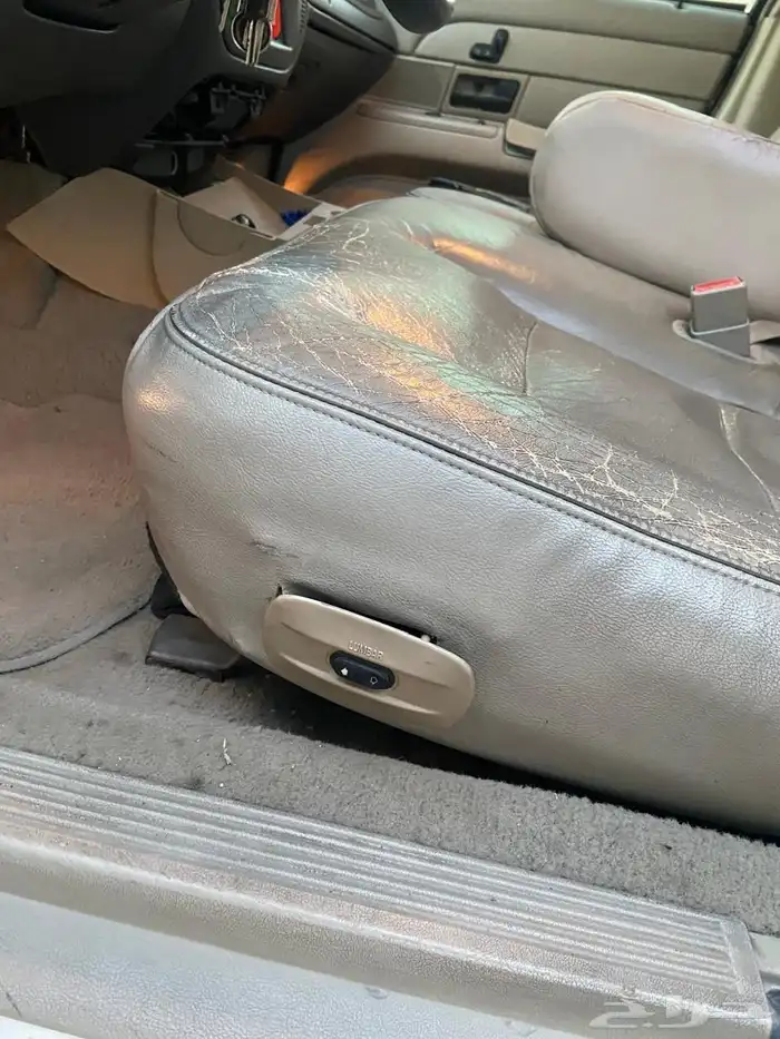 للبيع فورد فكتوريا 2008 10