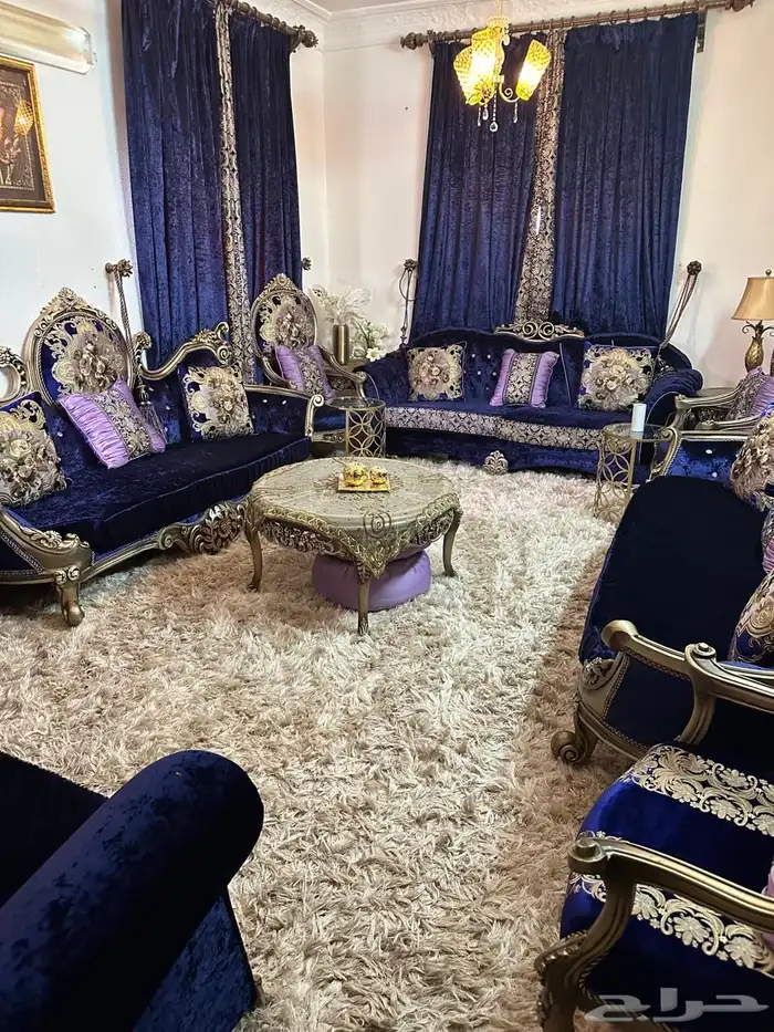 كنب مجلس ملكي فاخر للبيع 3