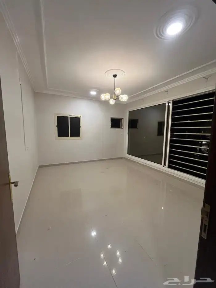 شقه للايجار بظهرة لبن 10