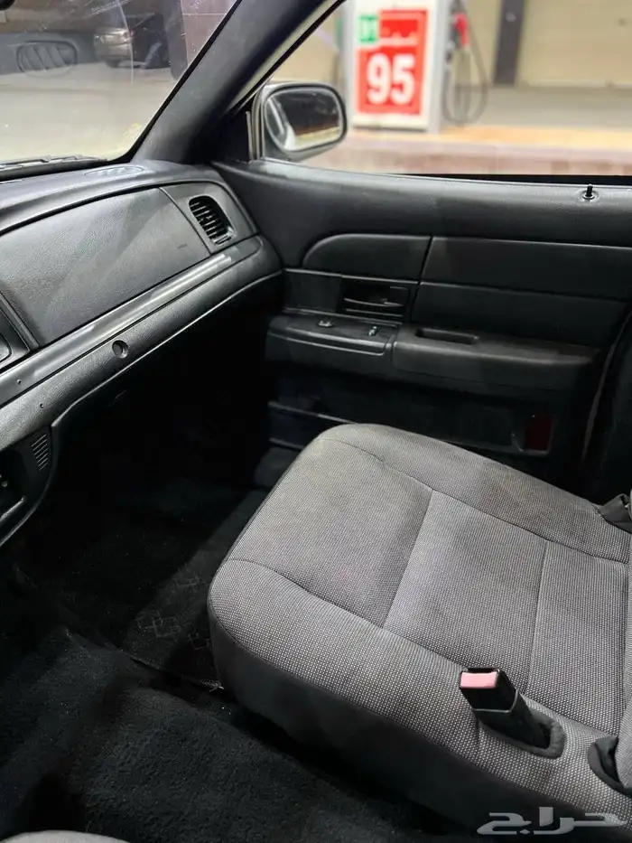 فورد بوليسي فدرالي 2007 مخزن ماشي 56 الف فقط شرط 42