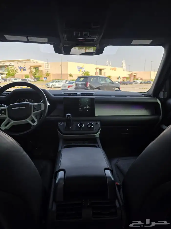 ديفندر 110 موديل 2023 V6- وارد كندا 5