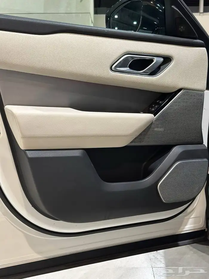 رنج روفر ( فيلار ) P380 2020 فل كامل . رصد الفخامة 22