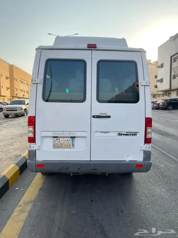 باص سبرنتر ديزل ركاب 2009 نضيف جدا 1